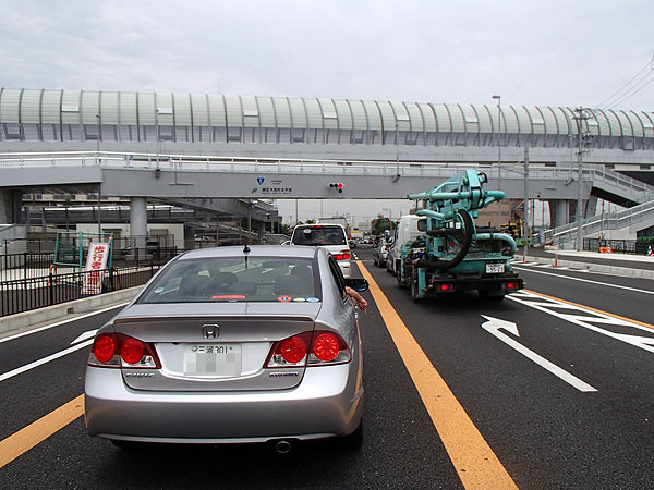 愛知県内にて渋滞にハマる